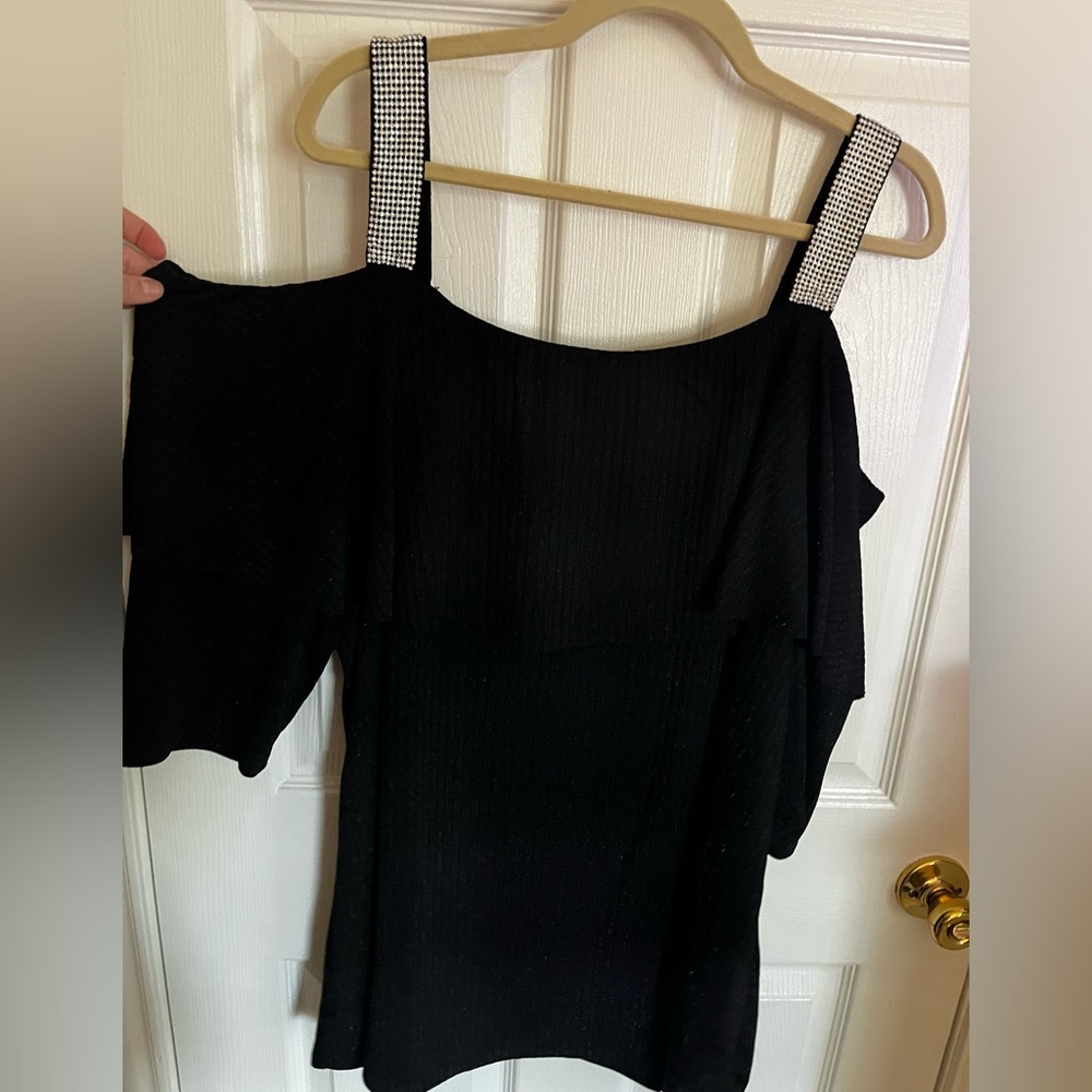 3x off the shoulder black blouse